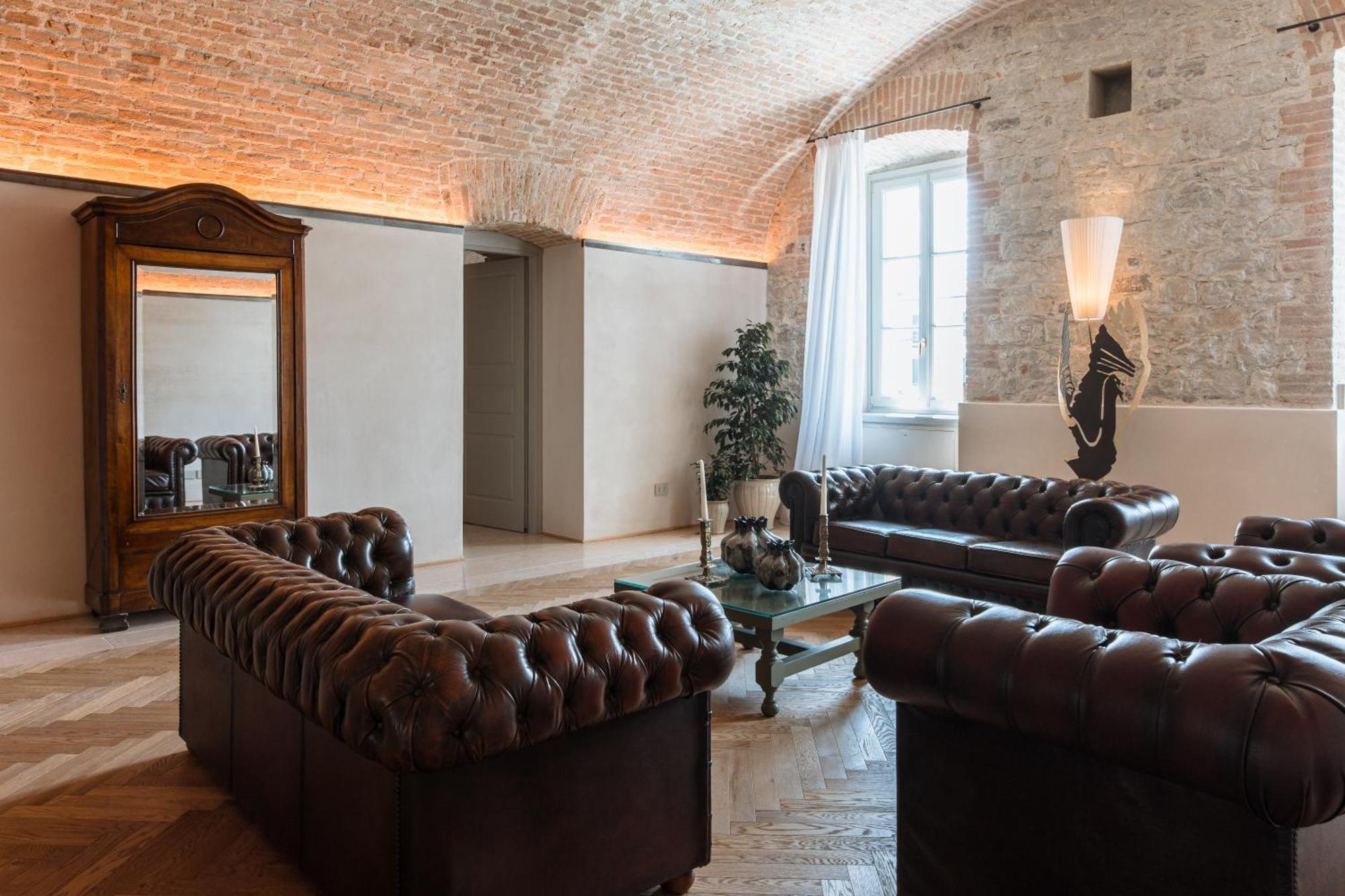 Pavillon Hotel